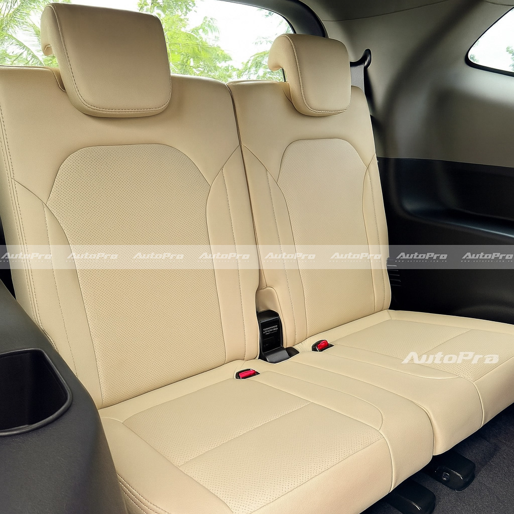 chatgpt image 143419 6 thg 8 2025 1754475415401 17544754181231302367306 Độ VinFast Limo Green bằng loạt trang bị sang, xịn, mịn: Xe 7 chỗ 'siêu base' hóa thành 'xe chủ tịch' chỉ trong phút mốt