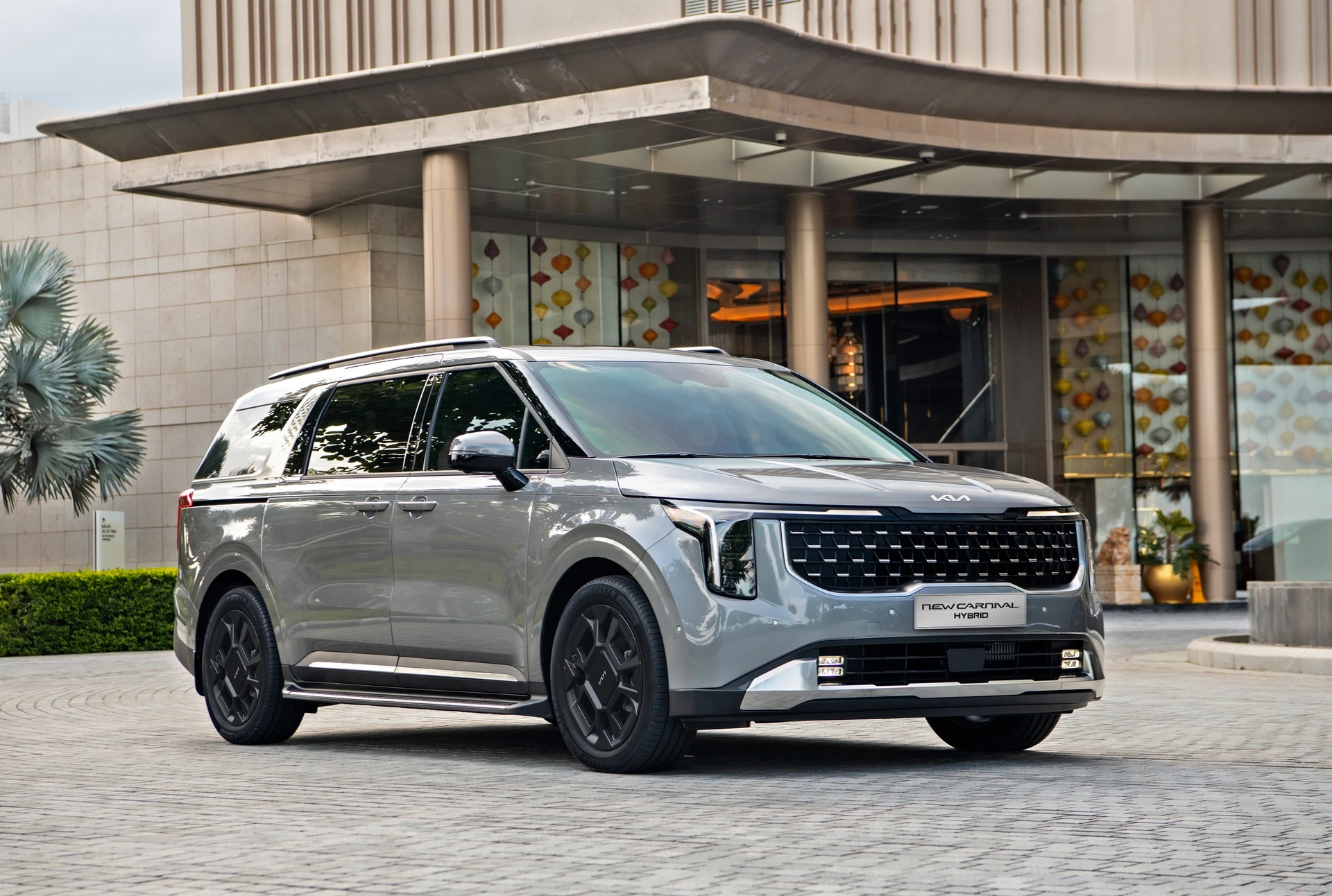 New Carnival HEV 2 4 Model SUV full-size được người Việt ưa chuộng