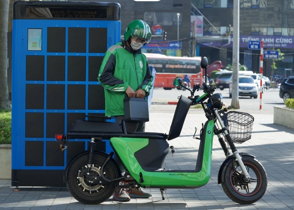 Xe máy điện nào hiệu quả trong cuộc đua trạm đổi pin? - 19/9/2025