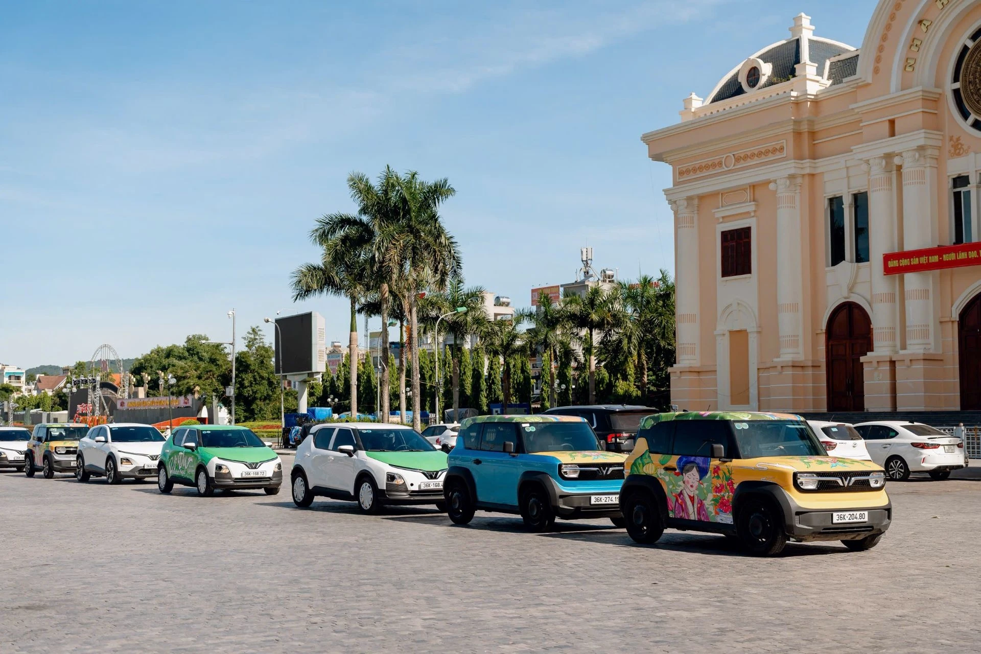 a2 Khách hàng VinFast mua 1 được 2 - chưa chạy đã 'lời'