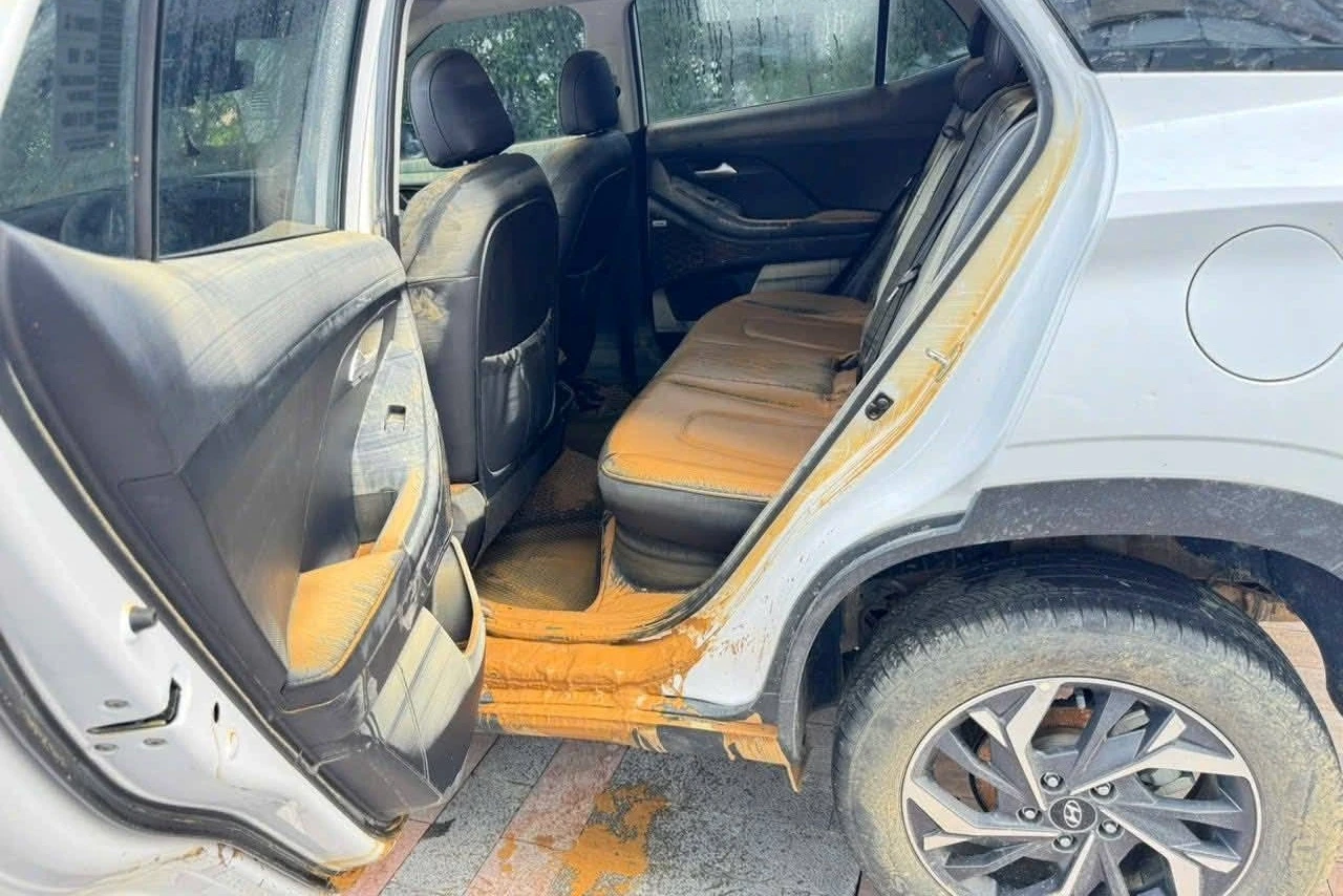 560053758 122228066852128634 1074904248263353210 n Ôtô ngập nước sau bão lũ - chi phí có thể bằng 1/2 giá trị xe