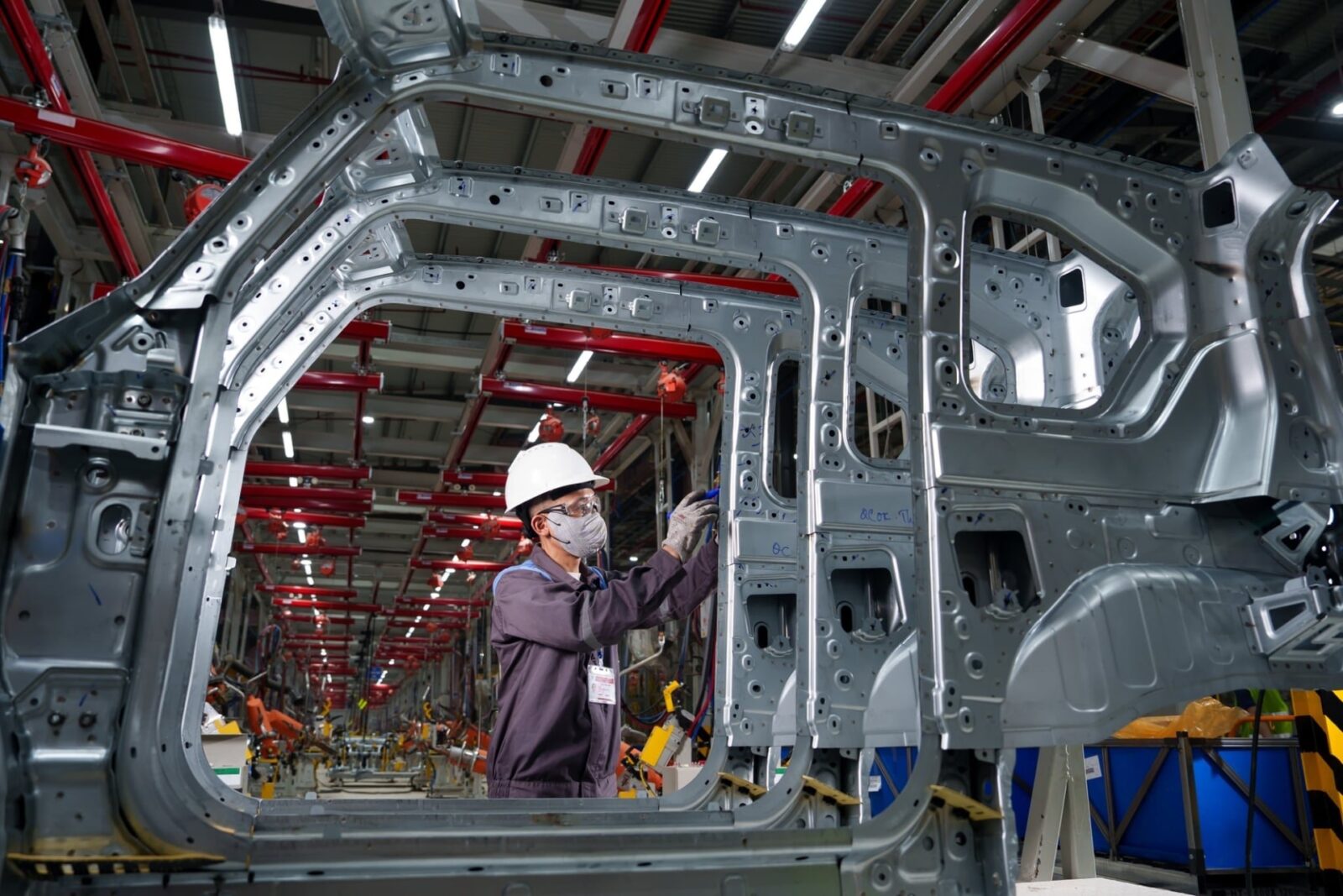 a04cb10e 5c06 416e a971 bf597e23ae6a 1759743625392 1759743626429291963612 Vingroup lập công ty thép VinMetal vốn 10.000 tỷ đồng: Làm thép đặc chủng cho xe điện #06-10-2025