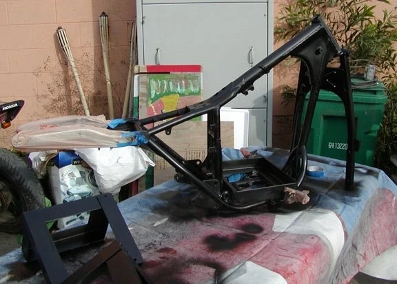 Hoán cải xe máy xăng thành xe điện có khả thi? 7/11/2025 26 Hoán cải xe máy xăng thành xe điện có khả thi? 7/11/2025 FJOU4YJFOVXORH8 Hoán cải xe máy xăng thành xe điện có khả thi? 7/11/2025